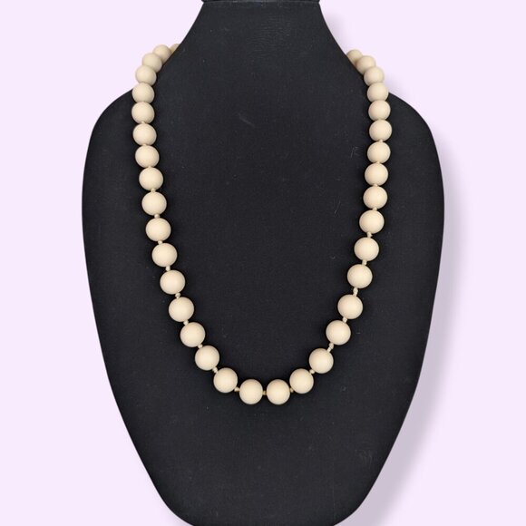 Chew Beads Silicone Sensory Necklace - Picture 3 of 6